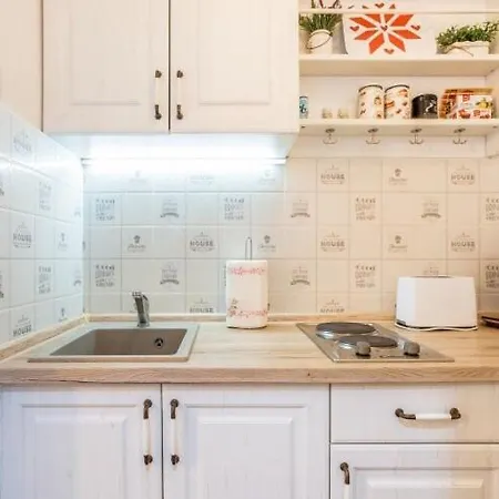 Apartment Charm *