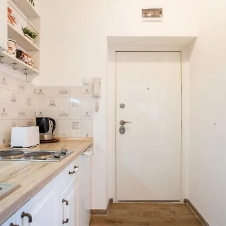 Charm Apartment *